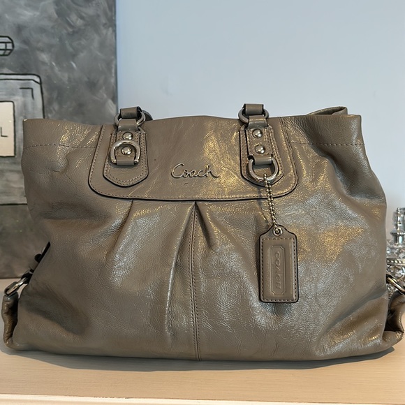 Coach Tote - Picture 2 of 10